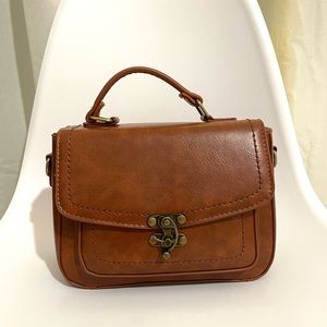 Crossbody brown satchel bag